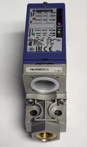 TELEMECANIQUE XMLB300D2S14 Adjustable Range Pressure Sensor Switch 4351 PSI