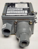 Allen Bradley 836T D451JX40 Pressure Control Switch 2.5-20 PSI Type 4-13 836T
