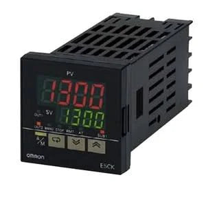 Omron E5CK-AA1-500 Digital Temperature Controller 100